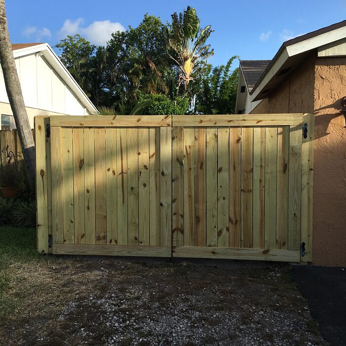 sunrise fl wood fence installation